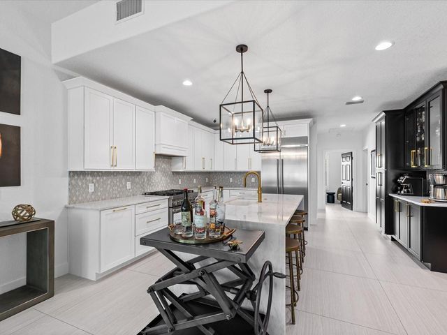138 175TH AVENUE E, Redington Shores, FL 33708