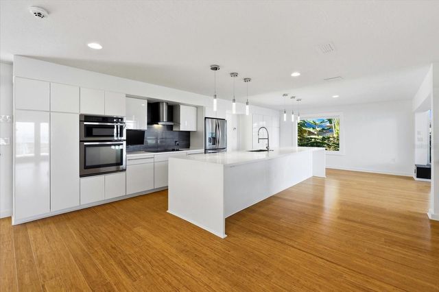 1405 N BAYSHORE DRIVE, Safety Harbor, FL 34695