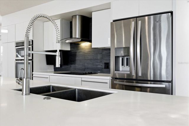 1405 N BAYSHORE DRIVE, Safety Harbor, FL 34695