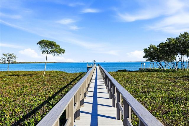 1405 N BAYSHORE DRIVE, Safety Harbor, FL 34695