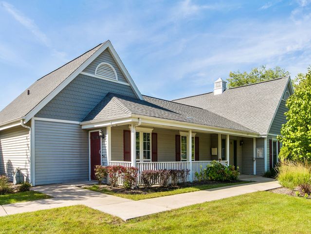 153 E Fabish Drive 153, Buffalo Grove, IL 60089