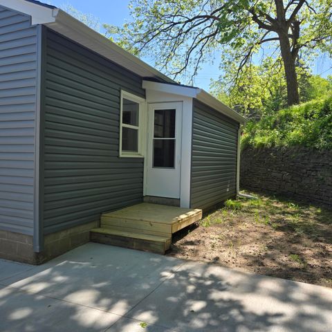 808 MADISON Avenue, Council Bluffs, IA 51503