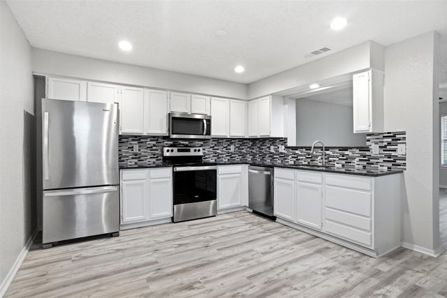 701 Wolftrap Drive, Denton, TX 76209