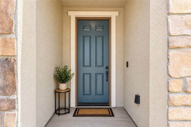 30545 Falcon Nest, Menifee, CA 92584
