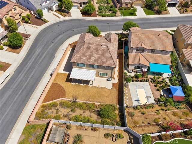 30545 Falcon Nest, Menifee, CA 92584