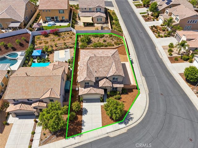 30545 Falcon Nest, Menifee, CA 92584