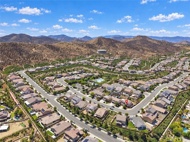 30545 Falcon Nest, Menifee, CA 92584