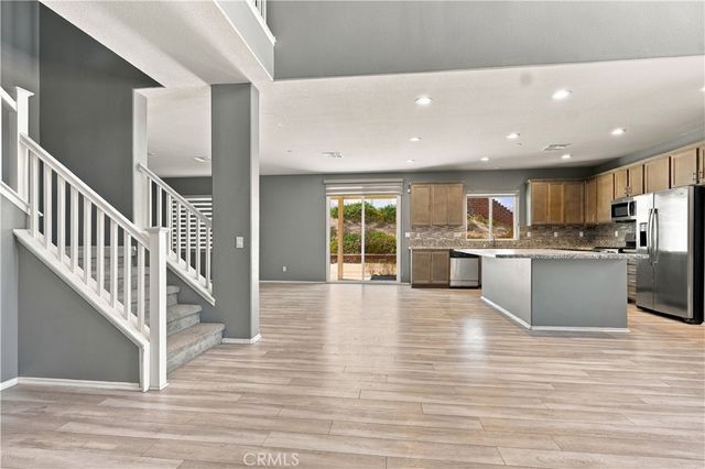 30545 Falcon Nest, Menifee, CA 92584