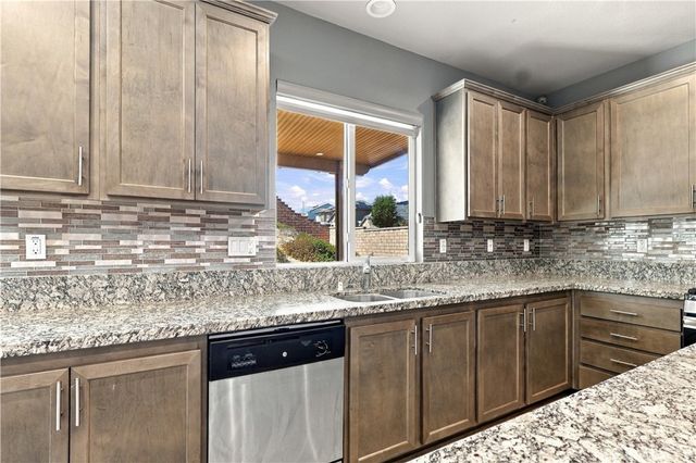 30545 Falcon Nest, Menifee, CA 92584