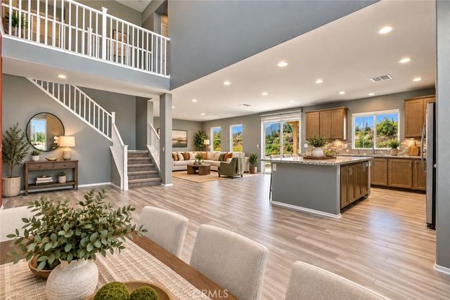 30545 Falcon Nest, Menifee, CA 92584
