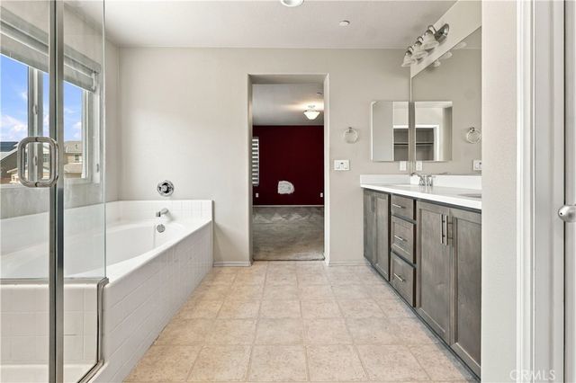 30545 Falcon Nest, Menifee, CA 92584