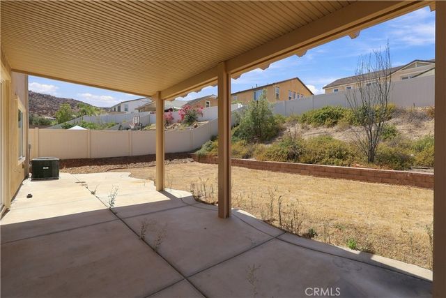 30545 Falcon Nest, Menifee, CA 92584