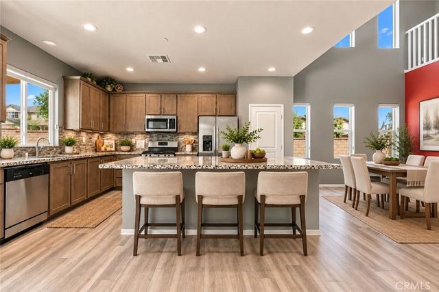 30545 Falcon Nest, Menifee, CA 92584