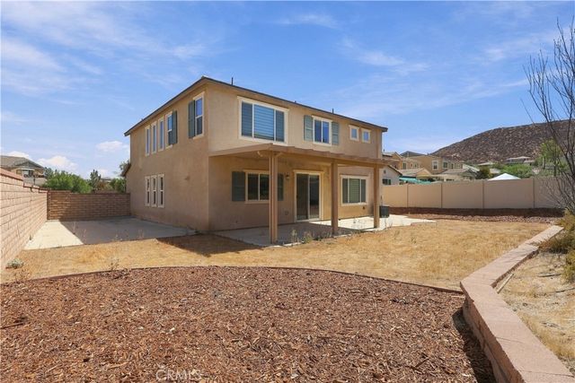 30545 Falcon Nest, Menifee, CA 92584