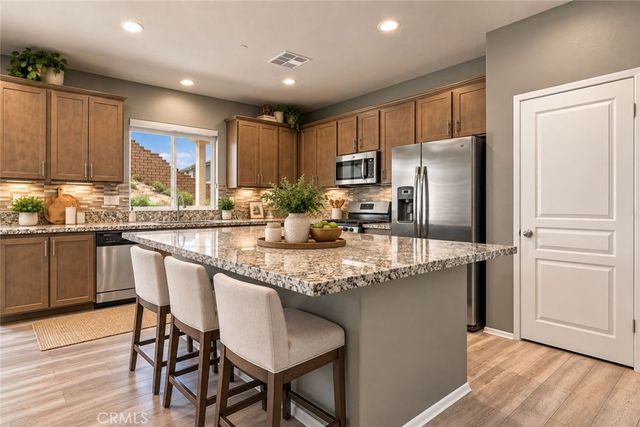 30545 Falcon Nest, Menifee, CA 92584