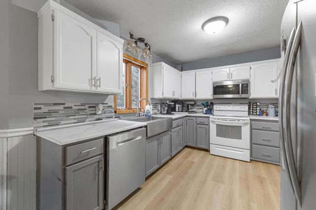 4406 Newcastle Lane NW, Rochester, MN 55901