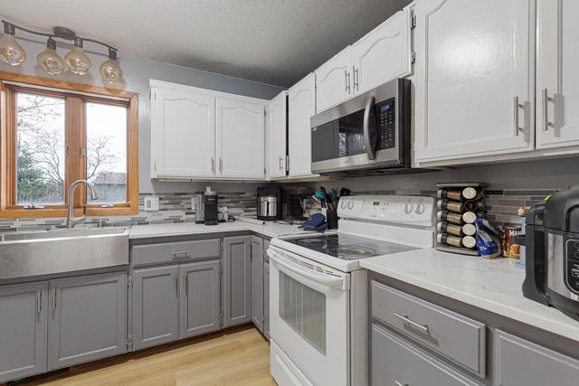 4406 Newcastle Lane NW, Rochester, MN 55901