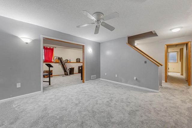 4406 Newcastle Lane NW, Rochester, MN 55901