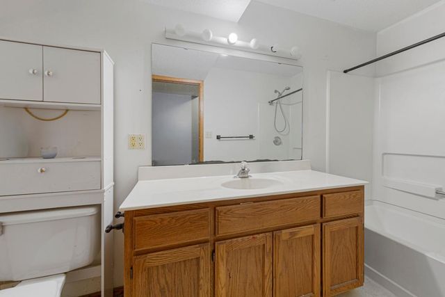 4406 Newcastle Lane NW, Rochester, MN 55901