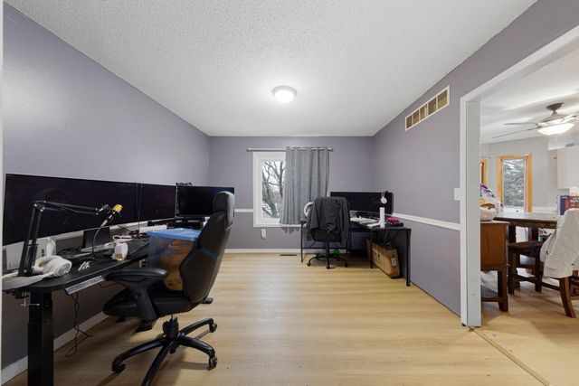 4406 Newcastle Lane NW, Rochester, MN 55901