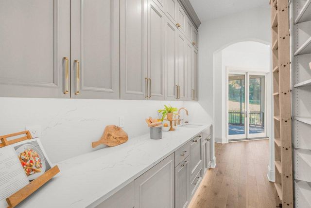 285 North Shore Drive, Minnetrista, MN 55364
