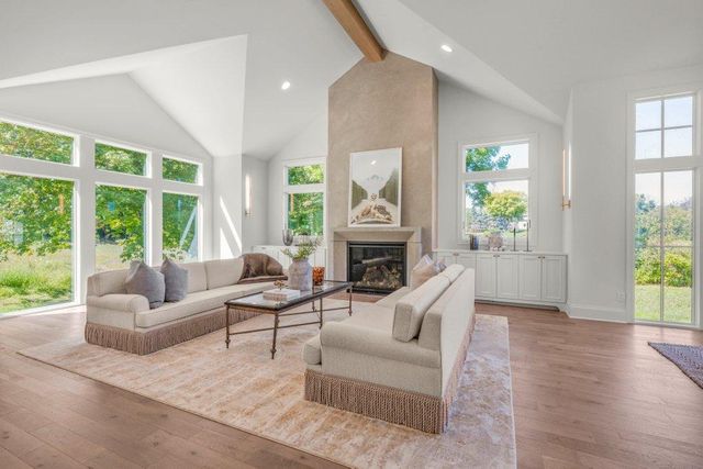 285 North Shore Drive, Minnetrista, MN 55364