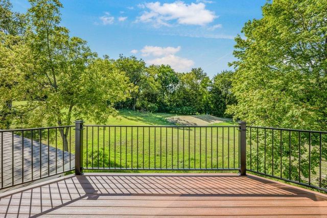 285 North Shore Drive, Minnetrista, MN 55364