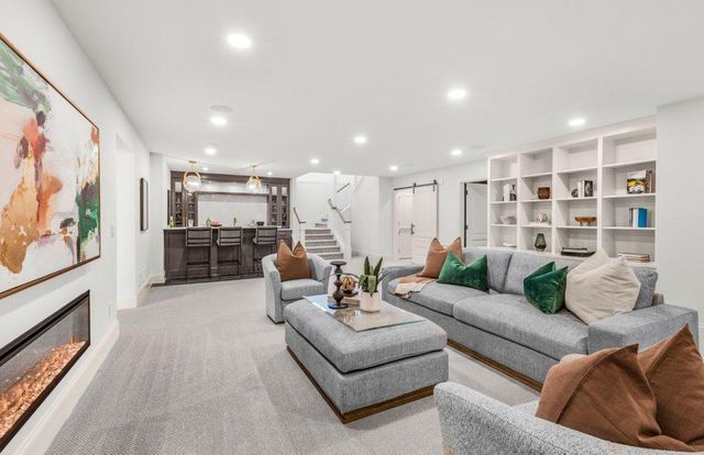285 North Shore Drive, Minnetrista, MN 55364