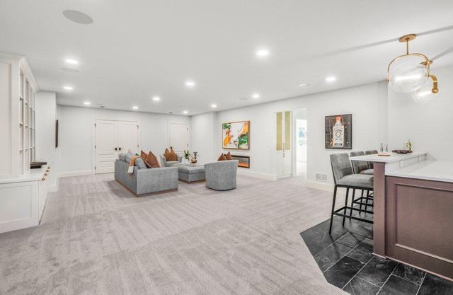 285 North Shore Drive, Minnetrista, MN 55364