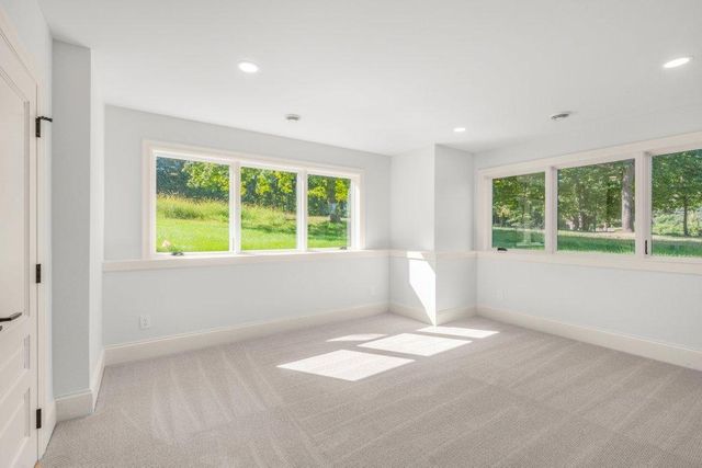 285 North Shore Drive, Minnetrista, MN 55364