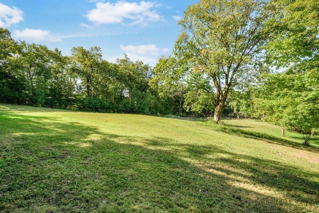 285 North Shore Drive, Minnetrista, MN 55364