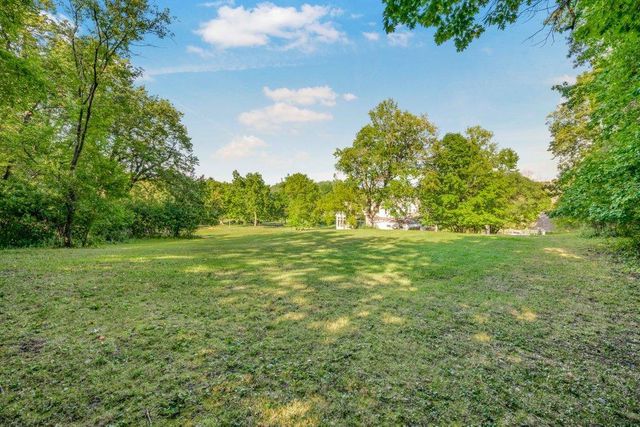 285 North Shore Drive, Minnetrista, MN 55364