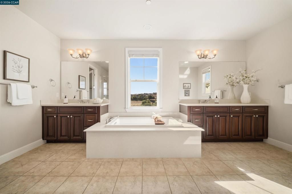 Image 13 of property listing at 4316 Sunset View Dr, Dublin, CA 94568