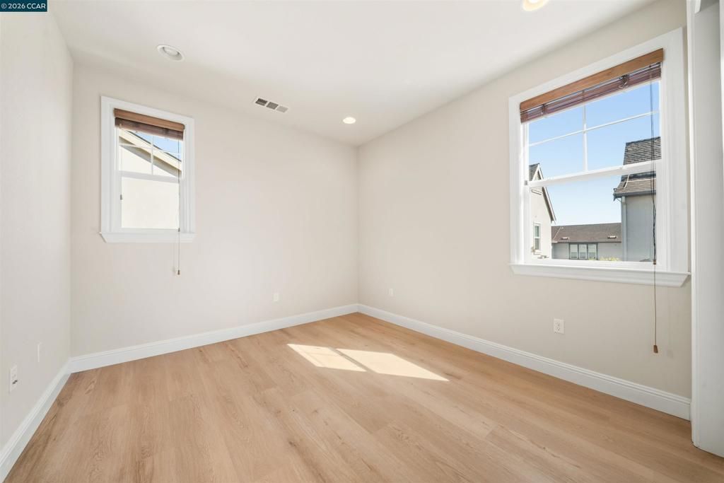 Image 16 of property listing at 4316 Sunset View Dr, Dublin, CA 94568