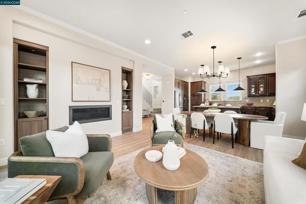 Image 5 of property listing at 4316 Sunset View Dr, Dublin, CA 94568