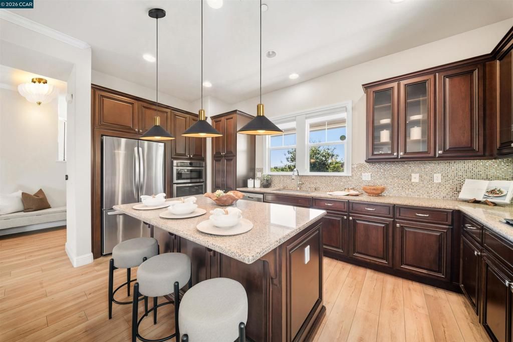 Image 8 of property listing at 4316 Sunset View Dr, Dublin, CA 94568