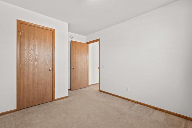 3286 COUNTY ROAD E, Omro, WI 54963