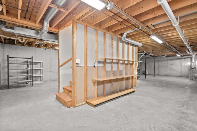 3286 COUNTY ROAD E, Omro, WI 54963