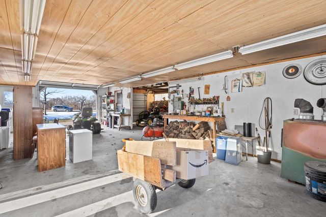 3286 COUNTY ROAD E, Omro, WI 54963