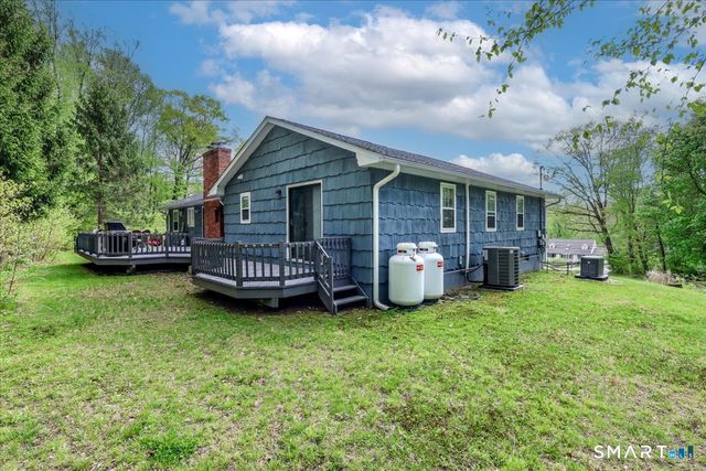 152 State Route 37, New Fairfield, CT 06812