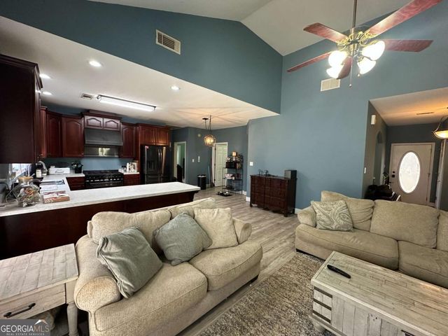 404 Old Brock Road, Rockmart, GA 30153