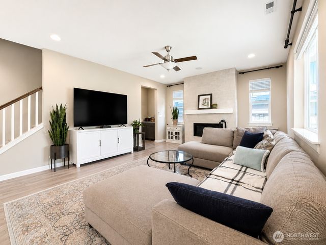 6413 Seaglass Avenue SE, Port Orchard, WA 98367