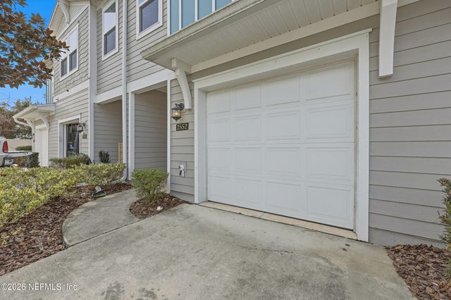 2552 SANDY DUNE Drive, Jacksonville, FL 32233