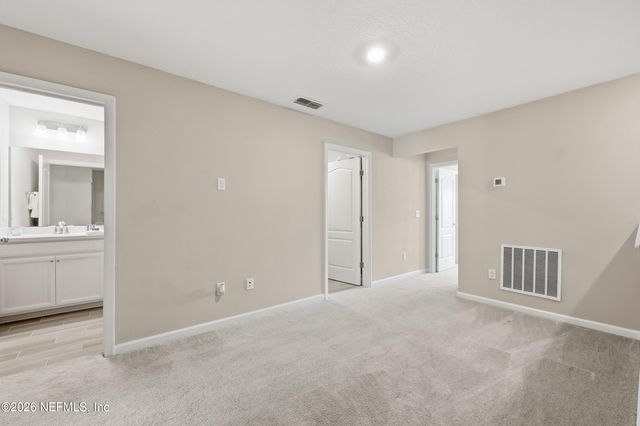 2552 SANDY DUNE Drive, Jacksonville, FL 32233