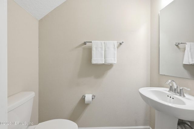 2552 SANDY DUNE Drive, Jacksonville, FL 32233