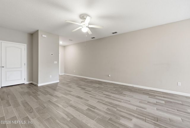 2552 SANDY DUNE Drive, Jacksonville, FL 32233