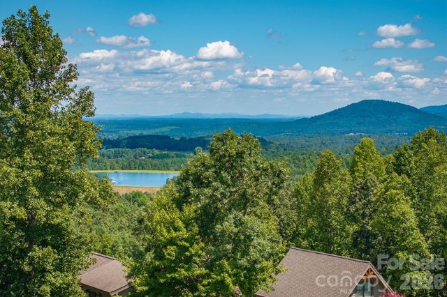 2262 Grandview Peaks Drive, Nebo, NC 28761