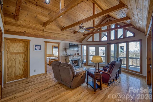 2262 Grandview Peaks Drive, Nebo, NC 28761