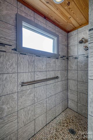 2262 Grandview Peaks Drive, Nebo, NC 28761