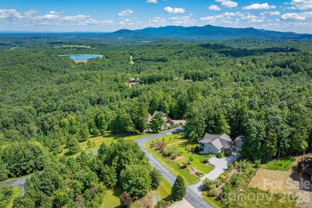 2262 Grandview Peaks Drive, Nebo, NC 28761